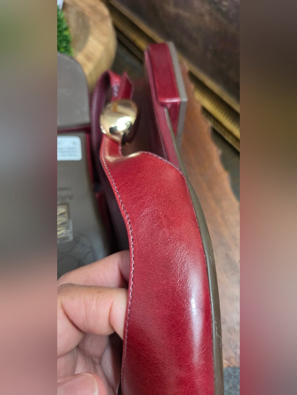 Arezzo Leather burgundy Flat Shoes NWOT Size 7B - Picture 5 of 10